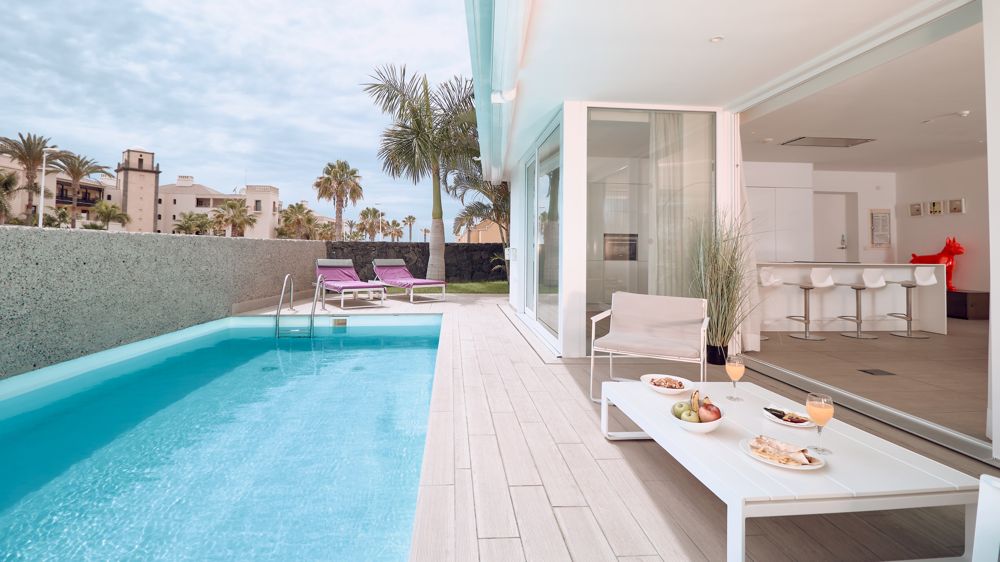 hotel in the Canary Islands with private pool